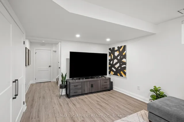 Additional image 35 of 295 Ruhl Dr