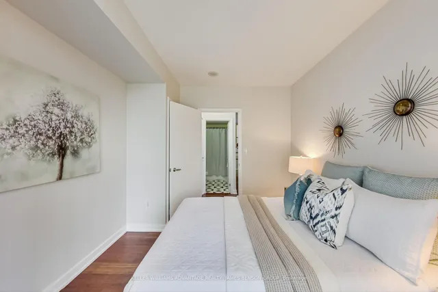 Additional image 18 of 35 Mariner Terr Unit 209