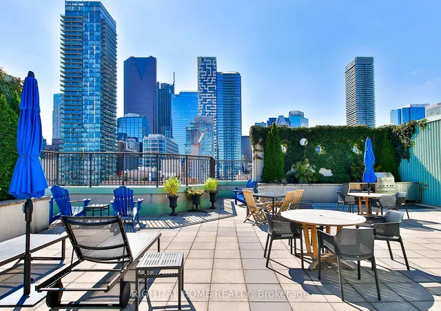 Additional image 18 of 115 RICHMOND St Unit 308