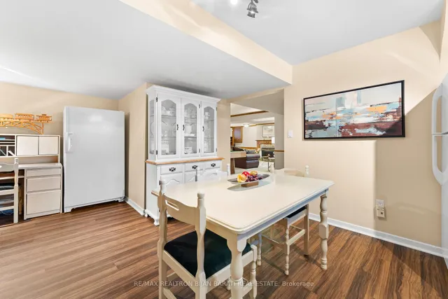 Additional image 23 of 276 Kingsdale Ave