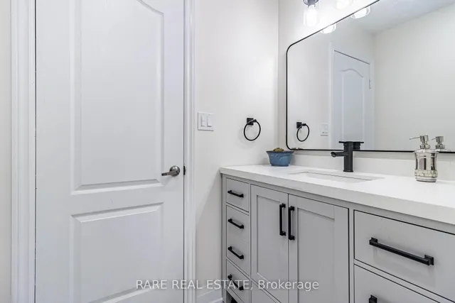 Additional image 28 of 46 Bottomwood St