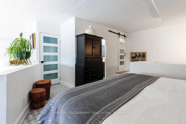 Additional image 28 of 50 MAIN St Unit 412