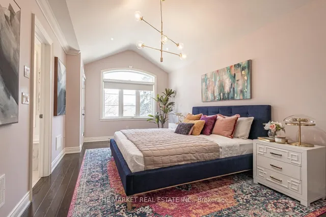 Additional image 19 of 78 Thirty Ninth St