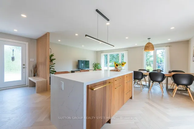 Additional image 12 of 1264 Landfair Cres