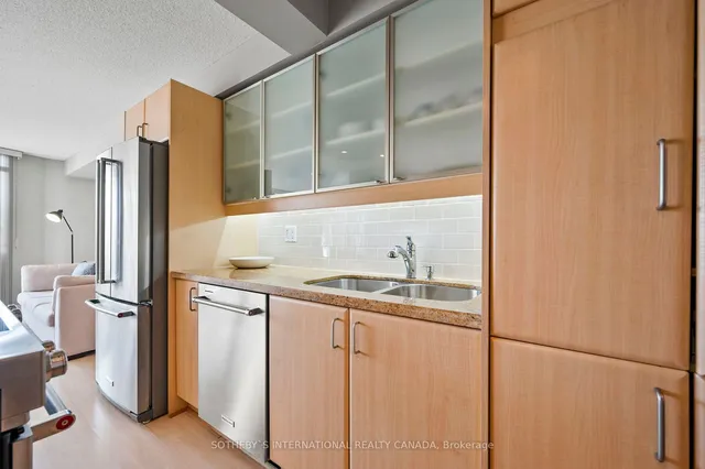 Additional image 10 of 550 Queens Quay West Quay Unit 326