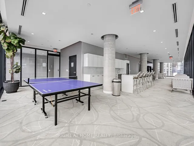 Additional image 31 of 11 Charlotte St Unit 404