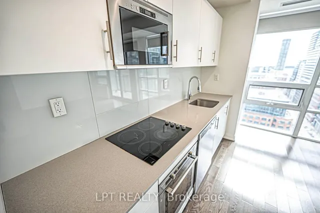 Additional image 17 of 460 Adelaide St Unit 2112