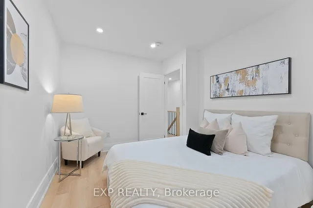 Additional image 23 of 2555 Dundas St