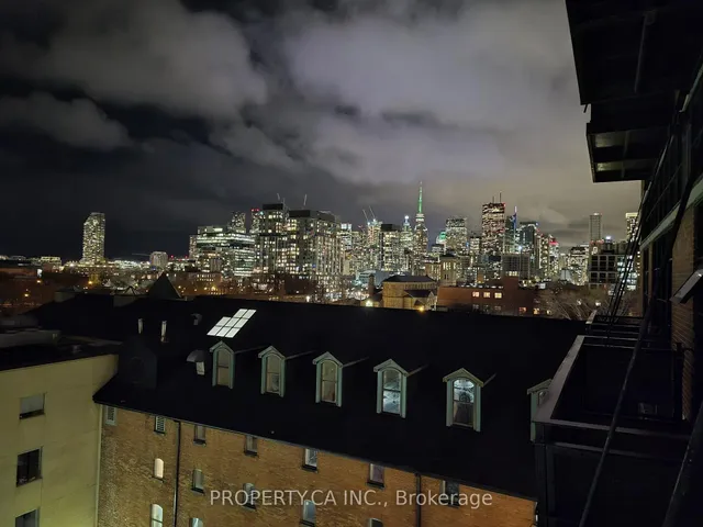 Additional image 39 of 90 Sumach St Unit 606