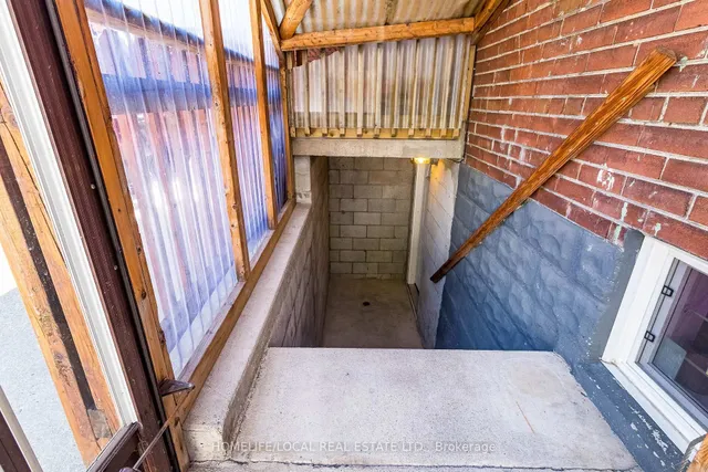 Additional image 30 of 41 Rusholme Dr