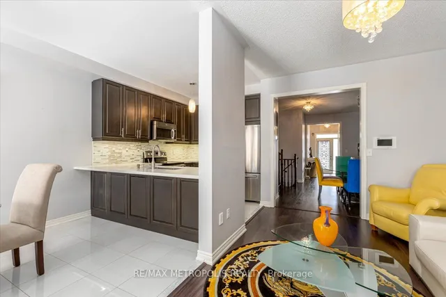 Additional image 8 of 101 Lesabre Cres