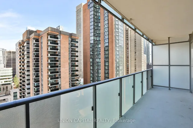 Additional image 22 of 65 St Mary St Unit 1408