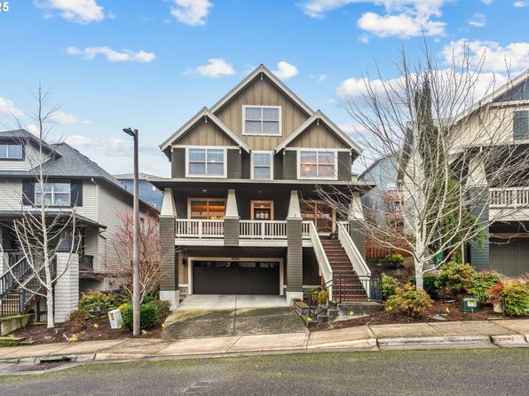9391 NW Harvest Hill Dr, Portland, OR 97229