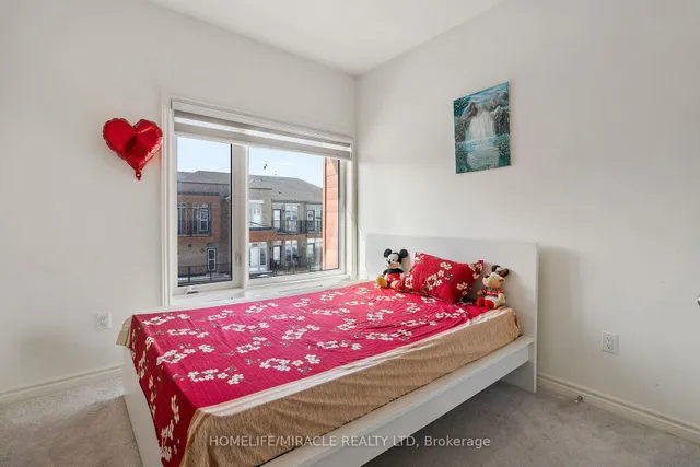 Additional image 11 of 68 Donald Ficht Cres