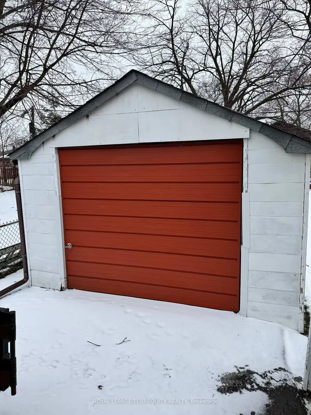 Additional image 10 of 10 Restever Gate