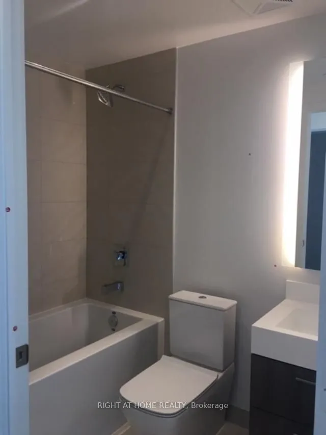 Additional image 7 of 1 Yorkville Ave Unit 3012