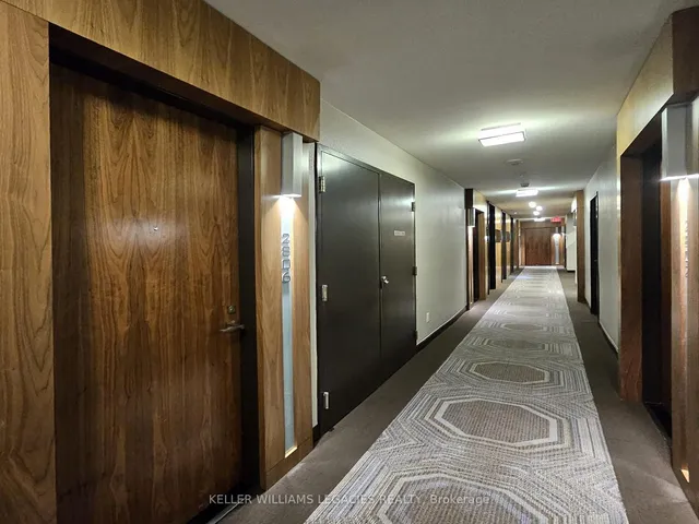 Additional image 10 of 36 Park Lawn Rd Unit 2806