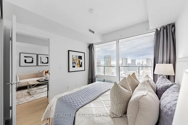 Additional image 11 of 85 Wood St Unit 3718