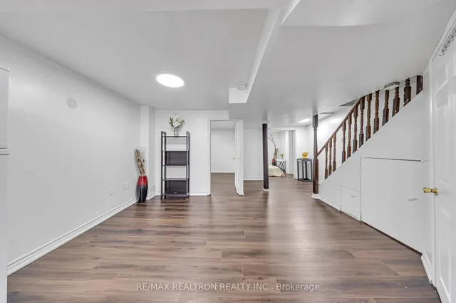 Additional image 31 of 75 Grayson Cres