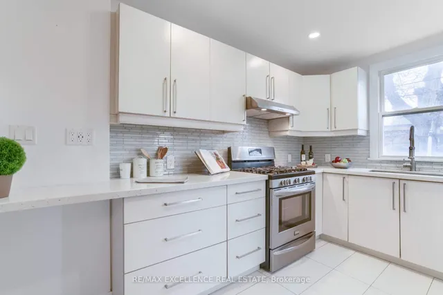 Additional image 11 of 663 Jane St