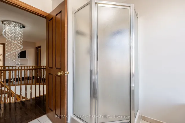 Additional image 29 of 7 Chert Ave