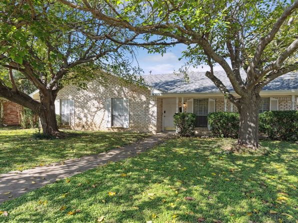 Primary image of 6300 Wheaton Dr, Fort Worth, TX 76133