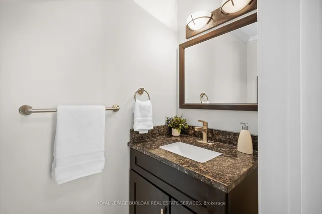 Additional image 17 of 3264 Mead Cres