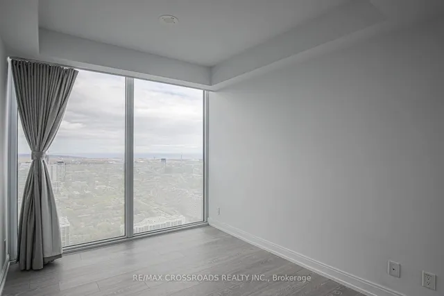 Additional image 11 of 181 Dundas St Unit 5303