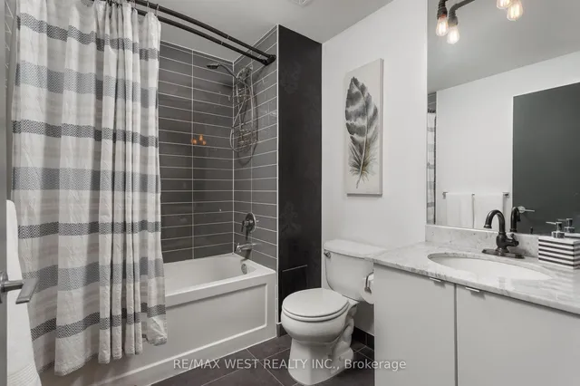 Additional image 20 of 150 East Liberty St Unit 2906