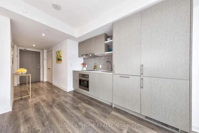 Additional image 14 of 100 Harbour St Unit 1408