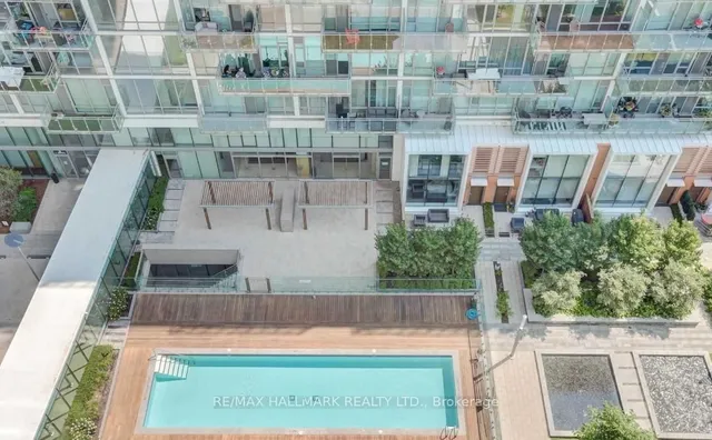 Additional image 41 of 39 Queens Quay Unit TH103