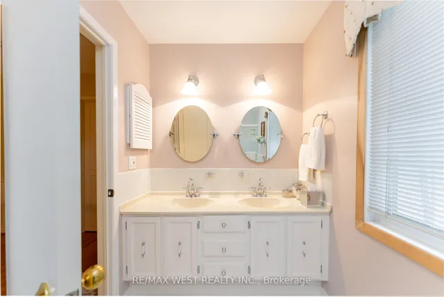 Additional image 32 of 67 Hornshill Dr