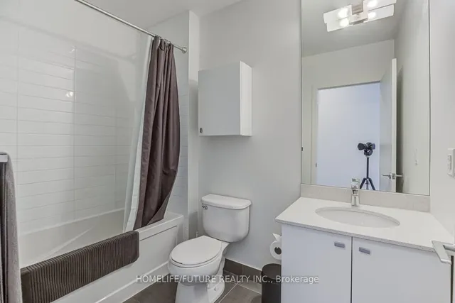 Additional image 31 of 150 East Liberty St Unit 1605