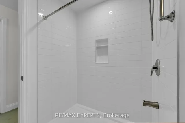 Additional image 34 of 124 Spears St