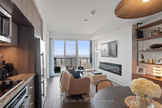 Additional image 4 of 585 Bloor St Unit 3215