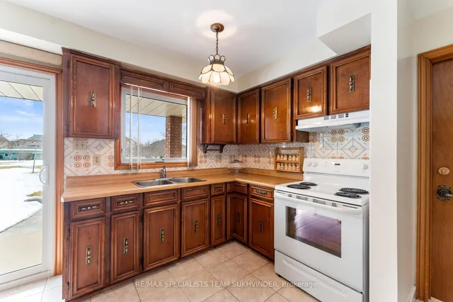 Additional image 23 of 9 Princess Andrea Crt