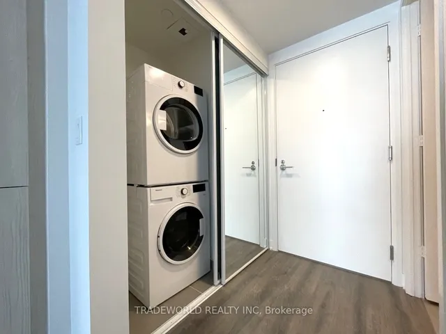 Additional image 14 of 65 Mutual St Unit 1707