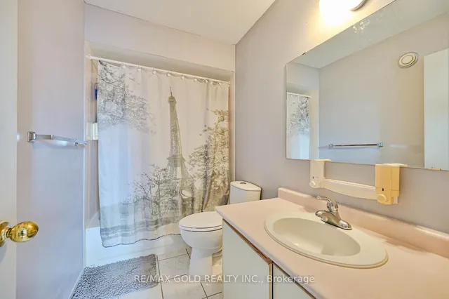 Additional image 34 of 152 Bighorn Cres