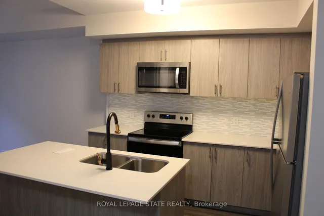 Additional image 4 of 16 Markle Crecent Cres Unit 102