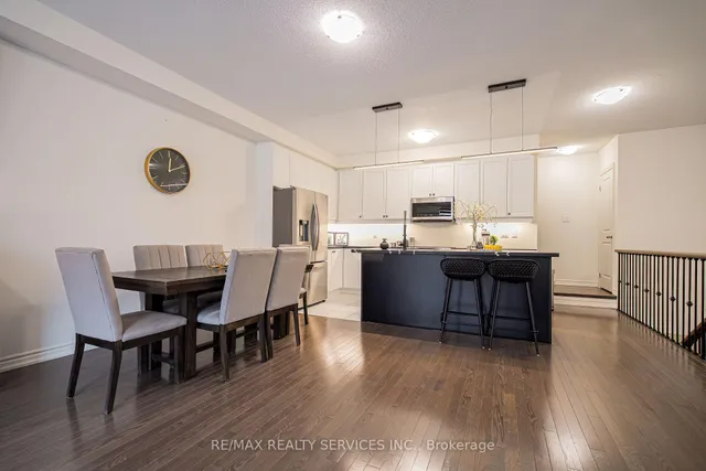 Additional image 12 of 19 Arrowview Dr