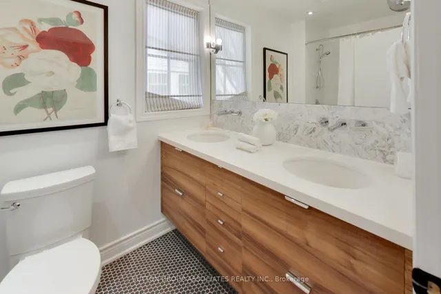 Additional image 23 of 9 Wellwood Ave