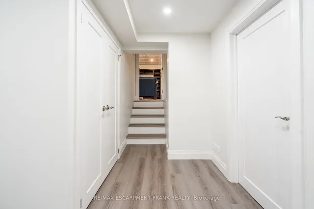 Additional image 27 of 318 WOODWORTH Dr