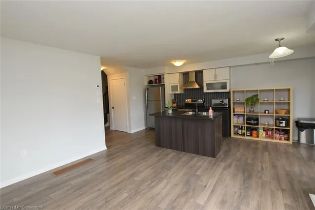 Additional image 9 of 50 Sherway St