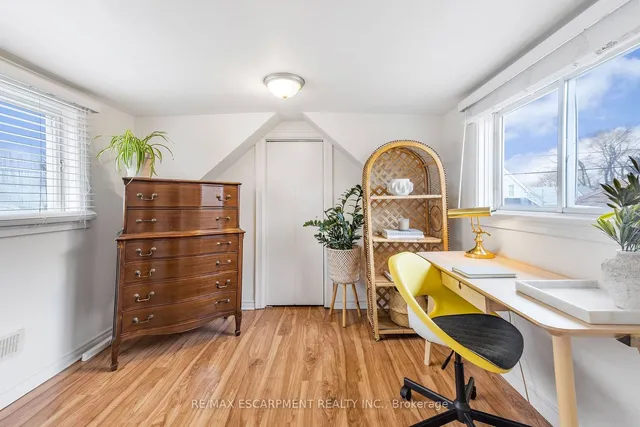 Additional image 9 of 37 East 23rd St