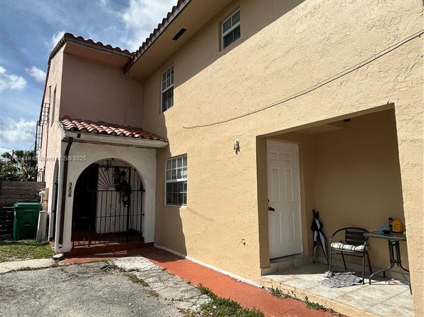 3806 SW 84th Ave #17, Miami, FL 33155