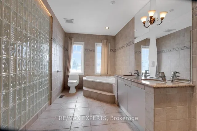 Additional image 24 of 3348 Bayview Ave Unit I