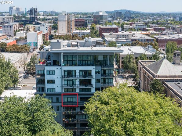 300 NW 8th Ave APT 604, Portland, OR 97209