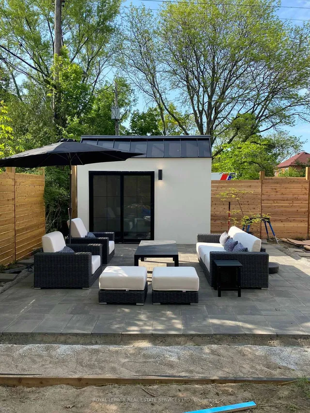 Additional image 32 of 36 Finchley Rd