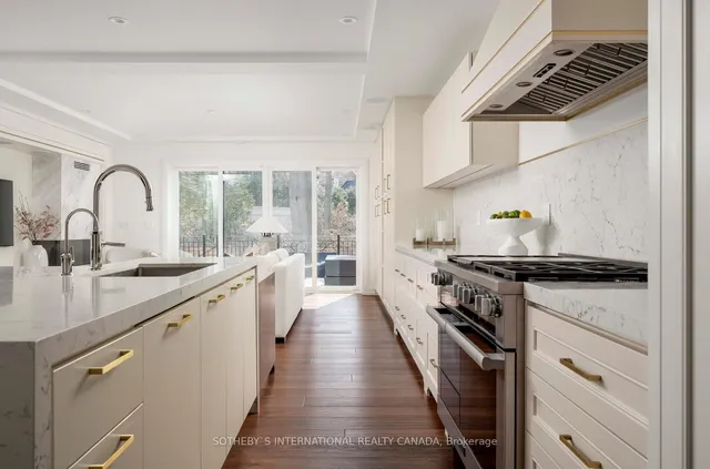 Additional image 18 of 23 Douglas Dr