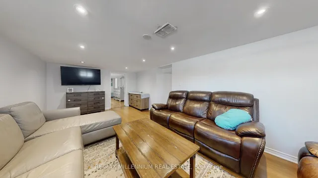 Additional image 33 of 341 Moore Park Ave